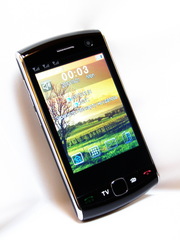 Сенсорный телефон на 3 сим карты (3sim) BlackBerry Storm F9500
