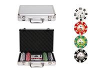 Покерный набор Royal Flush на 200 фишек в чемодане.