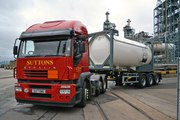 Перевозка наливных грузов танк-контейнерами и автоцистернами