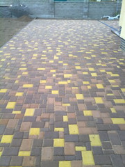 Укладка тротуарной плитки,  бетонные работы.